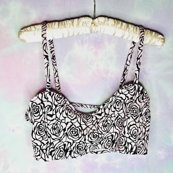 UK2LA Pink Rose Crop Top Tank Top Size Large - Picture 2 of 7